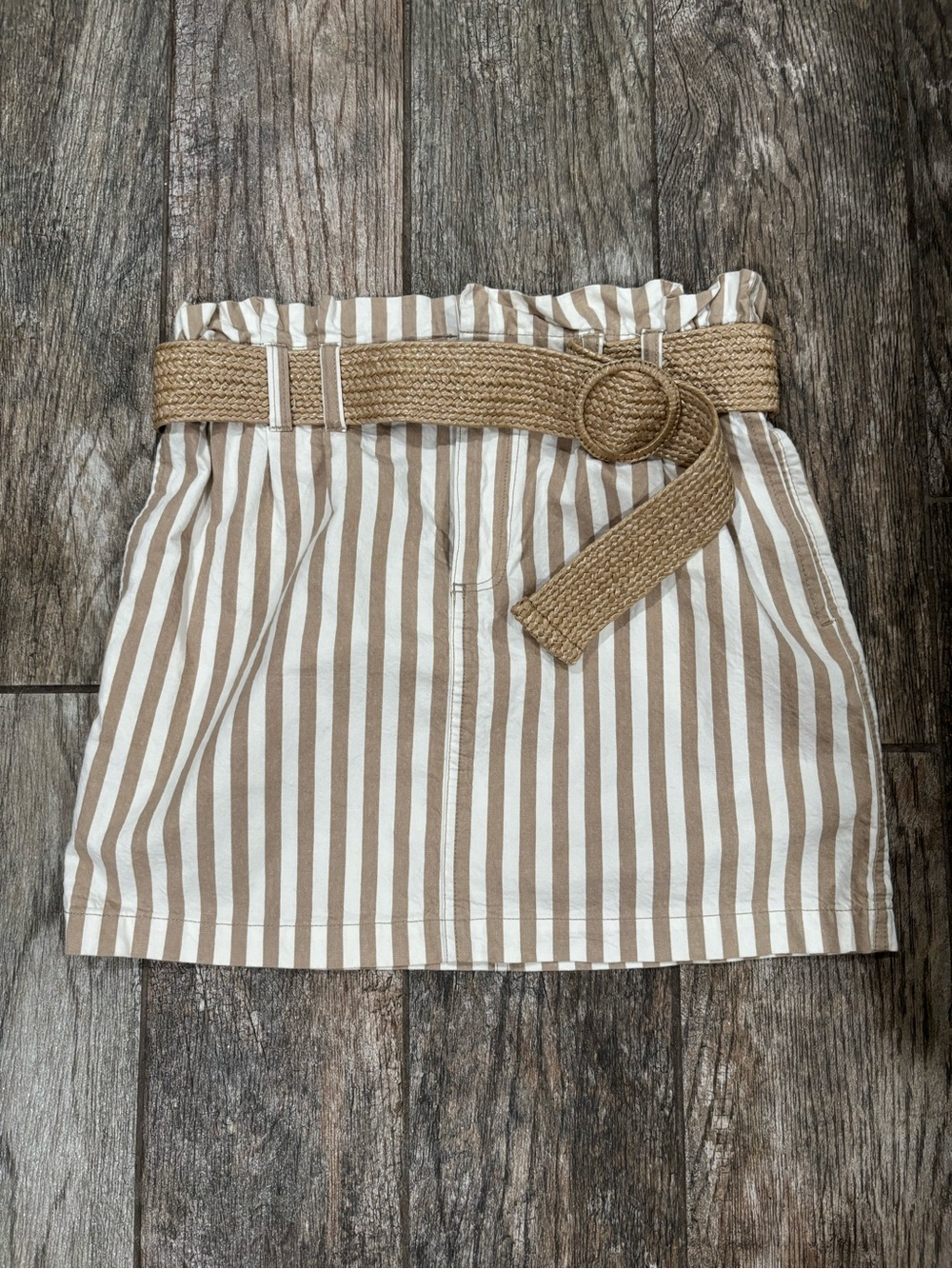 Forever 21 Beige and White Striped Mini Skirt with Woven Belt
